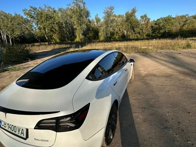 Белый Тесла Модель 3, объемом двигателя 0 л и пробегом 90 тыс. км за 22699 $, фото 17 на Automoto.ua