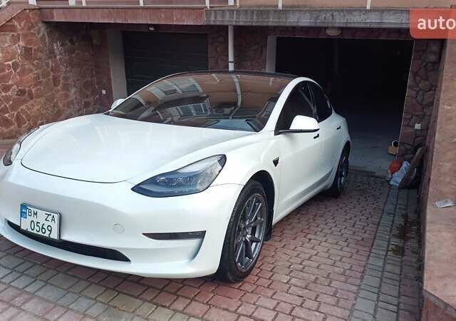 Белый Тесла Модель 3, объемом двигателя 0 л и пробегом 63 тыс. км за 17990 $, фото 1 на Automoto.ua