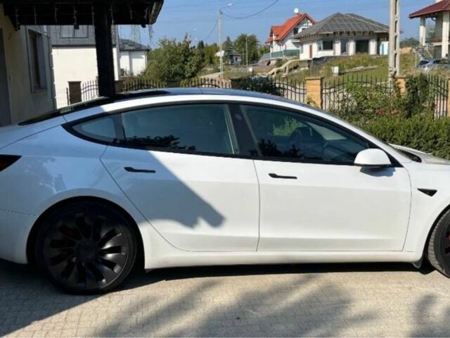 Білий Тесла Модель 3, об'ємом двигуна 0 л та пробігом 68 тис. км за 11700 $, фото 9 на Automoto.ua