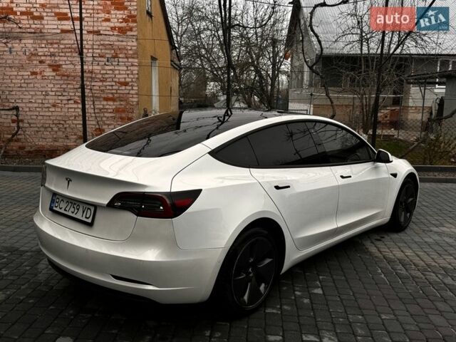 Белый Тесла Модель 3, объемом двигателя 0 л и пробегом 154 тыс. км за 14699 $, фото 26 на Automoto.ua