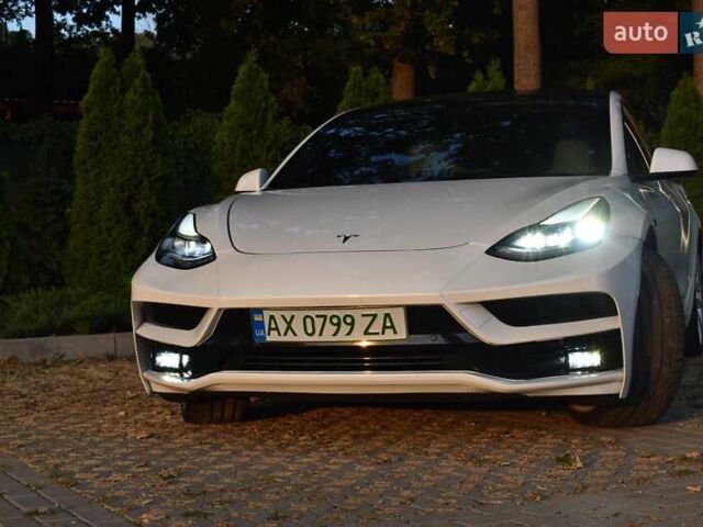 Белый Тесла Модель 3, объемом двигателя 0 л и пробегом 32 тыс. км за 19500 $, фото 8 на Automoto.ua