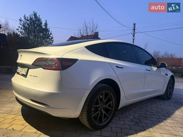Белый Тесла Модель 3, объемом двигателя 0 л и пробегом 85 тыс. км за 17500 $, фото 5 на Automoto.ua