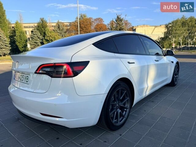 Білий Тесла Модель 3, об'ємом двигуна 0 л та пробігом 183 тис. км за 14750 $, фото 7 на Automoto.ua