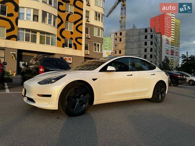 Білий Тесла Модель 3, об'ємом двигуна 0 л та пробігом 79 тис. км за 17400 $, фото 43 на Automoto.ua