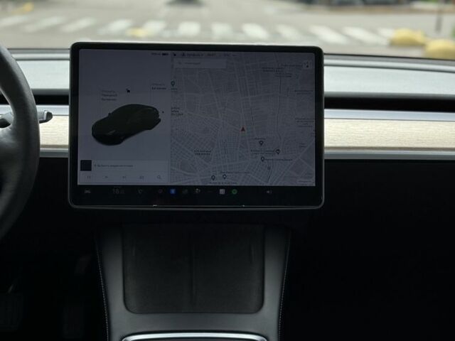 Белый Тесла Модель 3, объемом двигателя 0 л и пробегом 217 тыс. км за 15000 $, фото 19 на Automoto.ua