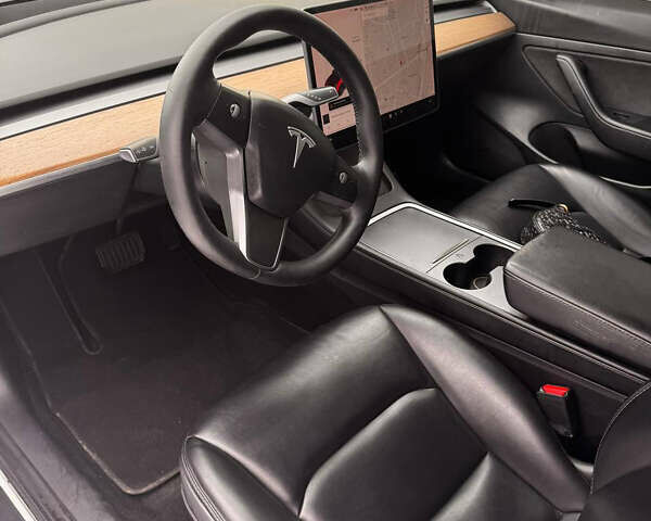 Білий Тесла Модель 3, об'ємом двигуна 0 л та пробігом 205 тис. км за 17500 $, фото 12 на Automoto.ua