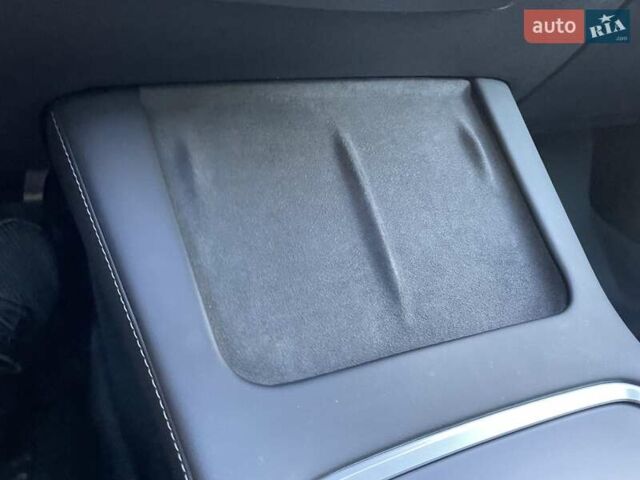 Белый Тесла Модель 3, объемом двигателя 0 л и пробегом 37 тыс. км за 22999 $, фото 27 на Automoto.ua