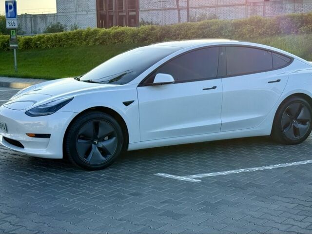 Білий Тесла Модель 3, об'ємом двигуна 0 л та пробігом 188 тис. км за 16999 $, фото 1 на Automoto.ua
