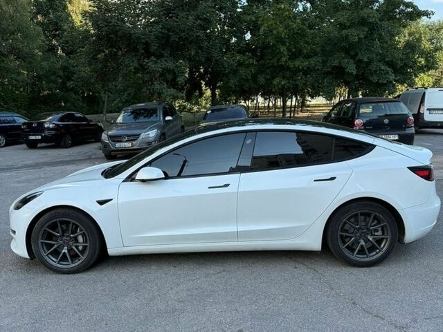 Белый Тесла Модель 3, объемом двигателя 0 л и пробегом 109 тыс. км за 19200 $, фото 1 на Automoto.ua