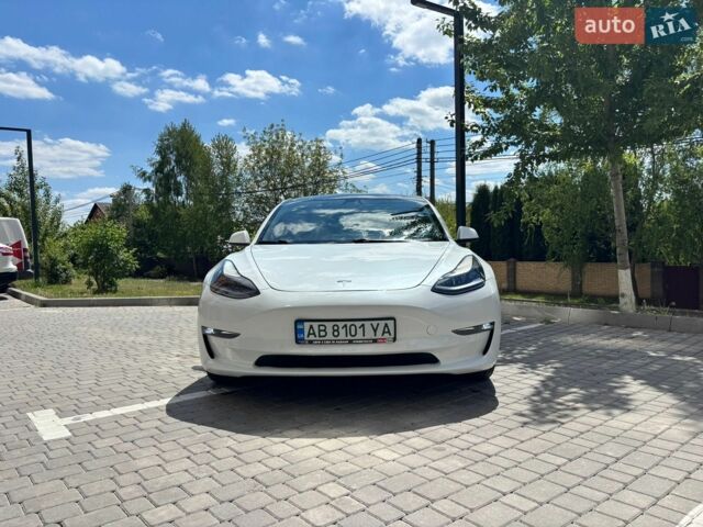 Белый Тесла Модель 3, объемом двигателя 0 л и пробегом 77 тыс. км за 19700 $, фото 7 на Automoto.ua