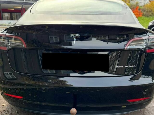 Белый Тесла Модель 3, объемом двигателя 0 л и пробегом 77 тыс. км за 11500 $, фото 14 на Automoto.ua