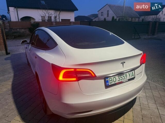 Белый Тесла Модель 3, объемом двигателя 0 л и пробегом 85 тыс. км за 17500 $, фото 23 на Automoto.ua