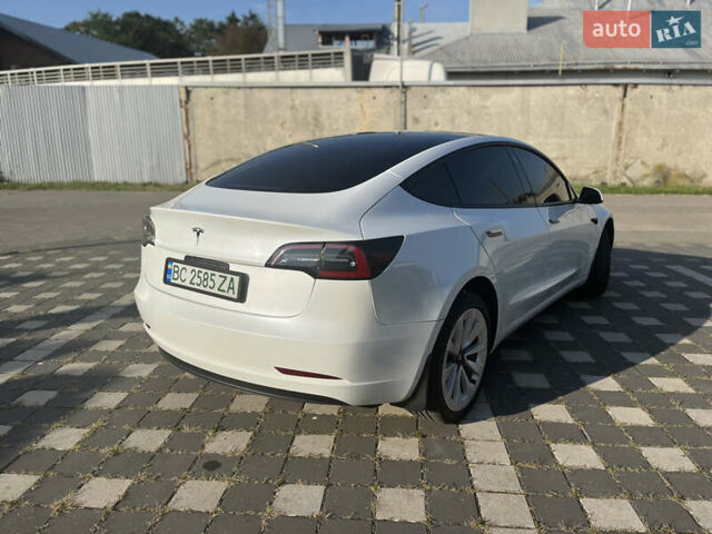 Белый Тесла Модель 3, объемом двигателя 0 л и пробегом 85 тыс. км за 20500 $, фото 6 на Automoto.ua