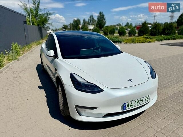 Белый Тесла Модель 3, объемом двигателя 0 л и пробегом 116 тыс. км за 16799 $, фото 12 на Automoto.ua