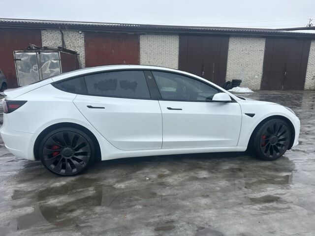 Білий Тесла Модель 3, об'ємом двигуна 0 л та пробігом 118 тис. км за 21500 $, фото 5 на Automoto.ua