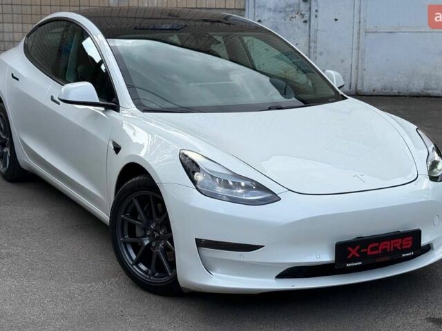 Білий Тесла Модель 3, об'ємом двигуна 0 л та пробігом 107 тис. км за 15450 $, фото 7 на Automoto.ua