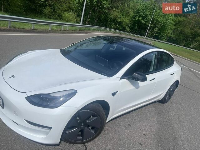 Белый Тесла Модель 3, объемом двигателя 0 л и пробегом 96 тыс. км за 17300 $, фото 10 на Automoto.ua