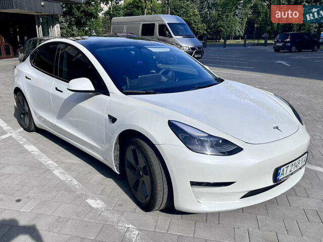 Белый Тесла Модель 3, объемом двигателя 0 л и пробегом 65 тыс. км за 20499 $, фото 8 на Automoto.ua