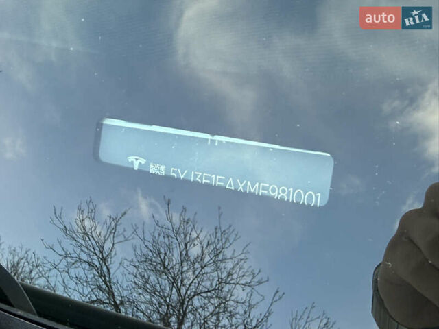 Белый Тесла Модель 3, объемом двигателя 0 л и пробегом 37 тыс. км за 19999 $, фото 85 на Automoto.ua
