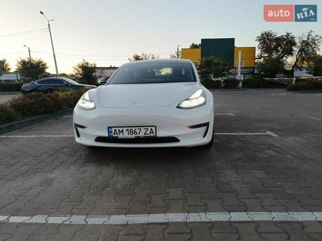 Белый Тесла Модель 3, объемом двигателя 0 л и пробегом 142 тыс. км за 17500 $, фото 5 на Automoto.ua