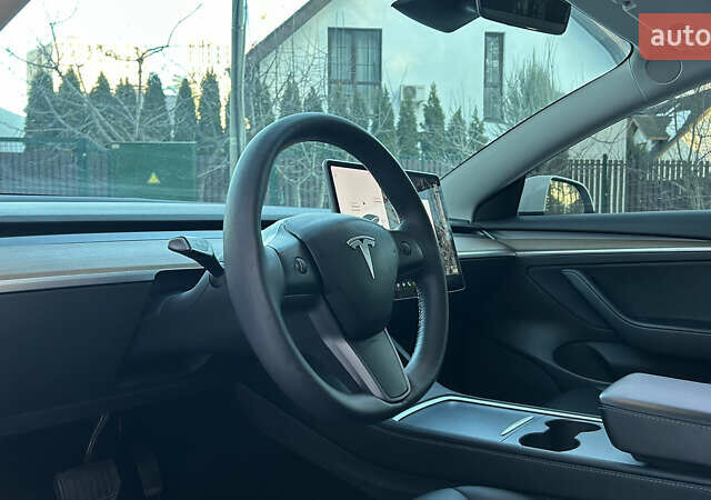 Белый Тесла Модель 3, объемом двигателя 0 л и пробегом 59 тыс. км за 18700 $, фото 12 на Automoto.ua