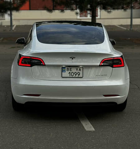 Белый Тесла Модель 3, объемом двигателя 0 л и пробегом 27 тыс. км за 24000 $, фото 8 на Automoto.ua