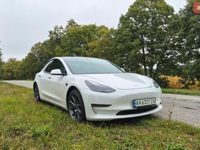 Белый Тесла Модель 3, объемом двигателя 0 л и пробегом 98 тыс. км за 17900 $, фото 5 на Automoto.ua