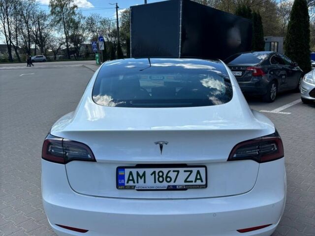 Белый Тесла Модель 3, объемом двигателя 0 л и пробегом 145 тыс. км за 16800 $, фото 4 на Automoto.ua