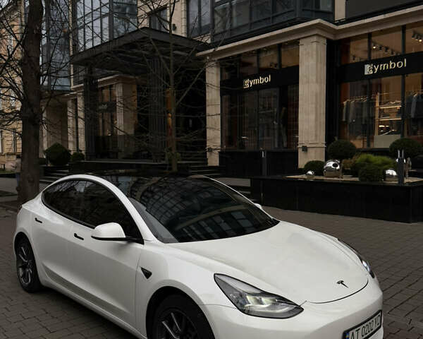 Білий Тесла Модель 3, об'ємом двигуна 0 л та пробігом 146 тис. км за 23500 $, фото 2 на Automoto.ua