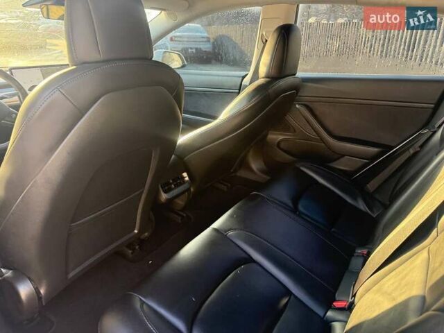 Білий Тесла Модель 3, об'ємом двигуна 0 л та пробігом 200 тис. км за 13300 $, фото 7 на Automoto.ua