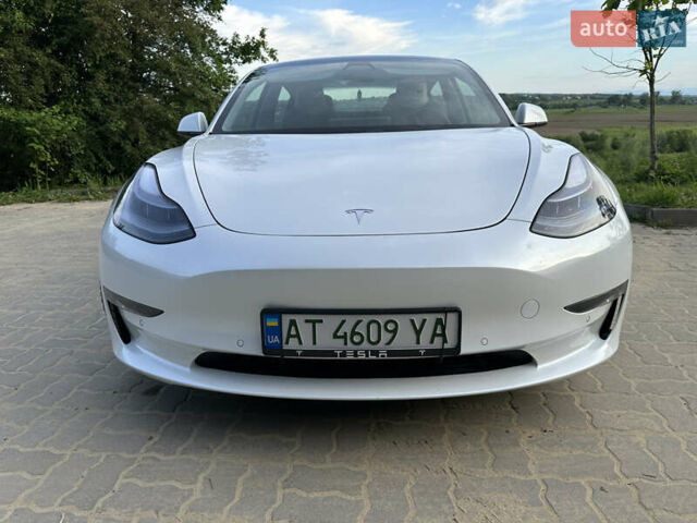 Белый Тесла Модель 3, объемом двигателя 0 л и пробегом 126 тыс. км за 15000 $, фото 8 на Automoto.ua