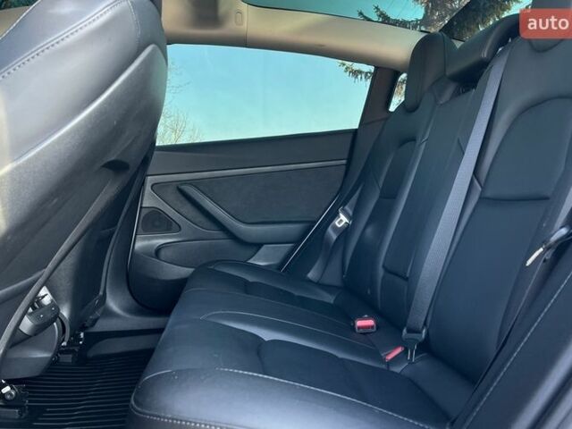 Белый Тесла Модель 3, объемом двигателя 0 л и пробегом 88 тыс. км за 19500 $, фото 17 на Automoto.ua