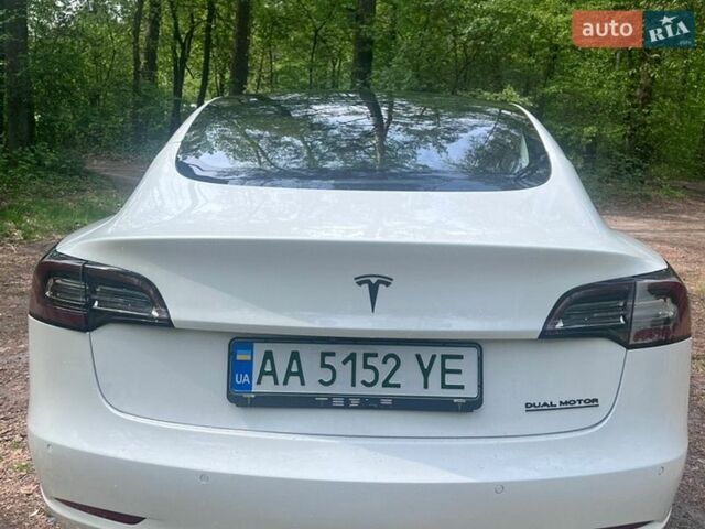 Белый Тесла Модель 3, объемом двигателя 0 л и пробегом 96 тыс. км за 17300 $, фото 7 на Automoto.ua