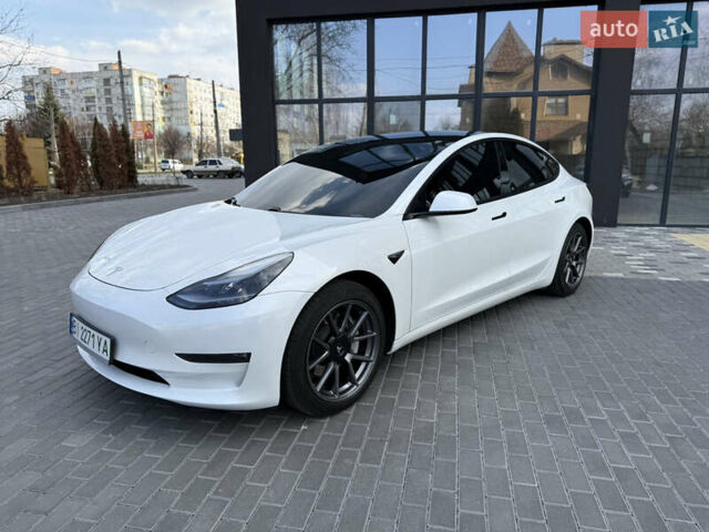 Белый Тесла Модель 3, объемом двигателя 0 л и пробегом 37 тыс. км за 19999 $, фото 11 на Automoto.ua