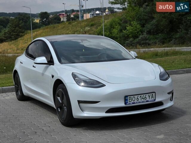 Білий Тесла Модель 3, об'ємом двигуна 0 л та пробігом 66 тис. км за 15999 $, фото 8 на Automoto.ua