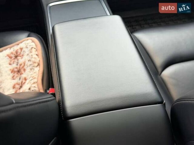 Белый Тесла Модель 3, объемом двигателя 0 л и пробегом 87 тыс. км за 20900 $, фото 39 на Automoto.ua