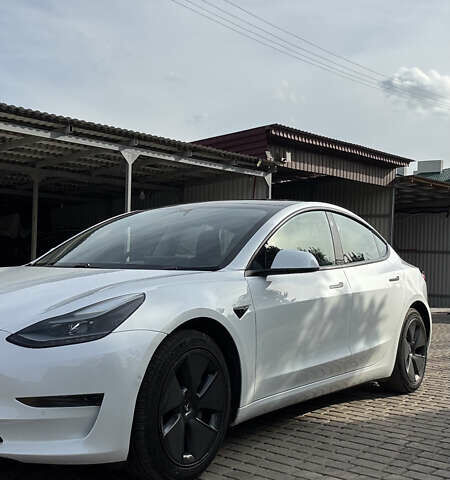Білий Тесла Модель 3, об'ємом двигуна 0 л та пробігом 35 тис. км за 17600 $, фото 8 на Automoto.ua