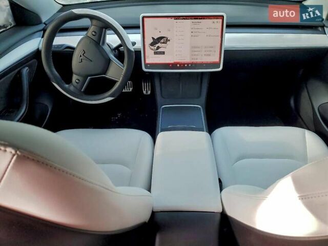 Білий Тесла Модель 3, об'ємом двигуна 0 л та пробігом 55 тис. км за 4900 $, фото 7 на Automoto.ua