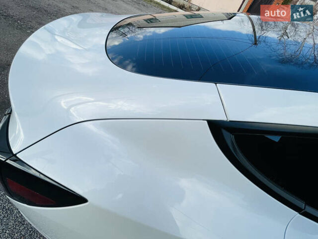 Белый Тесла Модель 3, объемом двигателя 0 л и пробегом 49 тыс. км за 20000 $, фото 16 на Automoto.ua