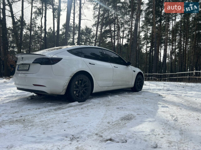 Білий Тесла Модель 3, об'ємом двигуна 0 л та пробігом 70 тис. км за 19999 $, фото 7 на Automoto.ua