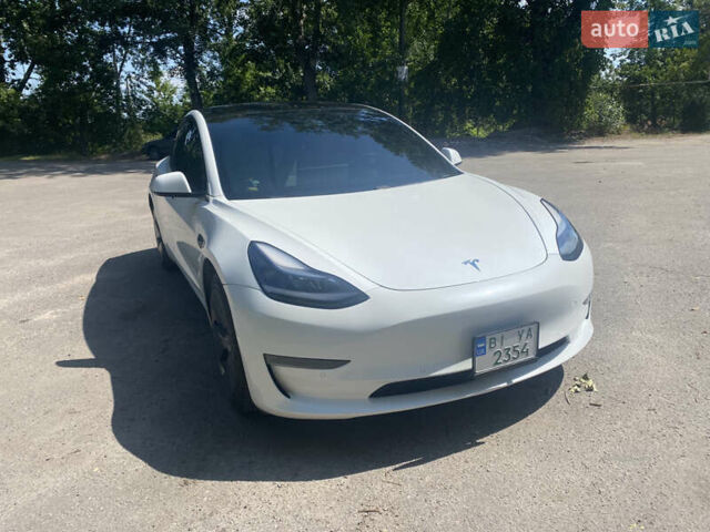 Білий Тесла Модель 3, об'ємом двигуна 0 л та пробігом 44 тис. км за 18500 $, фото 3 на Automoto.ua