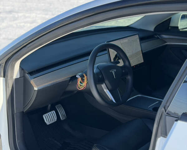 Білий Тесла Модель 3, об'ємом двигуна 0 л та пробігом 50 тис. км за 20000 $, фото 12 на Automoto.ua