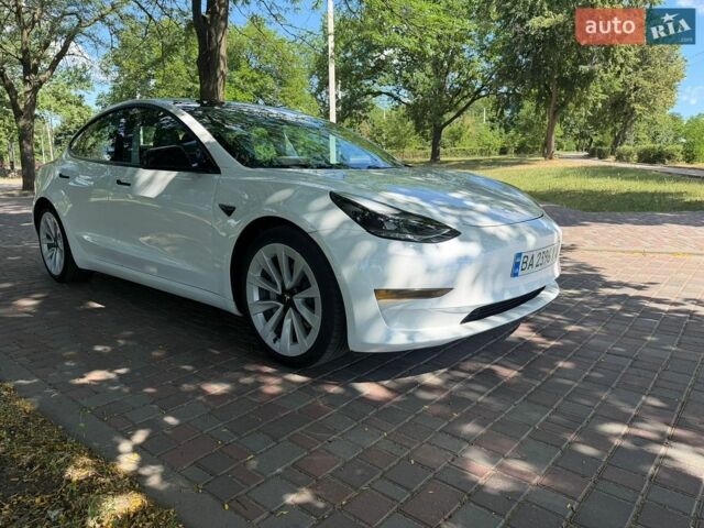 Білий Тесла Модель 3, об'ємом двигуна 0 л та пробігом 80 тис. км за 20600 $, фото 1 на Automoto.ua