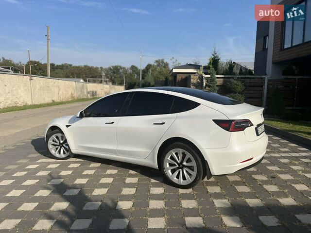 Белый Тесла Модель 3, объемом двигателя 0 л и пробегом 85 тыс. км за 20500 $, фото 10 на Automoto.ua