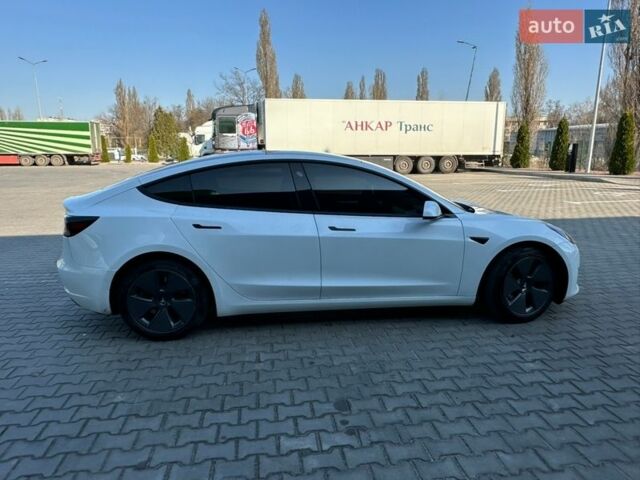 Білий Тесла Модель 3, об'ємом двигуна 0 л та пробігом 60 тис. км за 17000 $, фото 8 на Automoto.ua