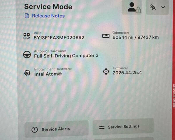 Білий Тесла Модель 3, об'ємом двигуна 0 л та пробігом 98 тис. км за 18000 $, фото 4 на Automoto.ua