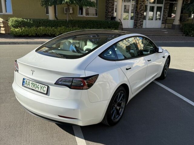 Білий Тесла Модель 3, об'ємом двигуна 0 л та пробігом 78 тис. км за 17500 $, фото 8 на Automoto.ua
