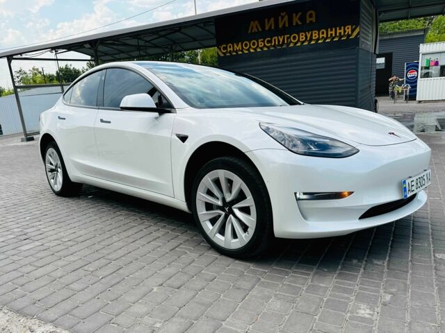 Белый Тесла Модель 3, объемом двигателя 0 л и пробегом 36 тыс. км за 22500 $, фото 1 на Automoto.ua