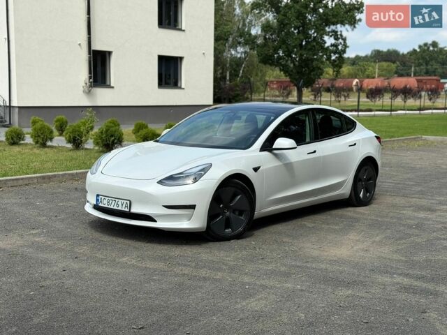 Белый Тесла Модель 3, объемом двигателя 0 л и пробегом 130 тыс. км за 17999 $, фото 11 на Automoto.ua
