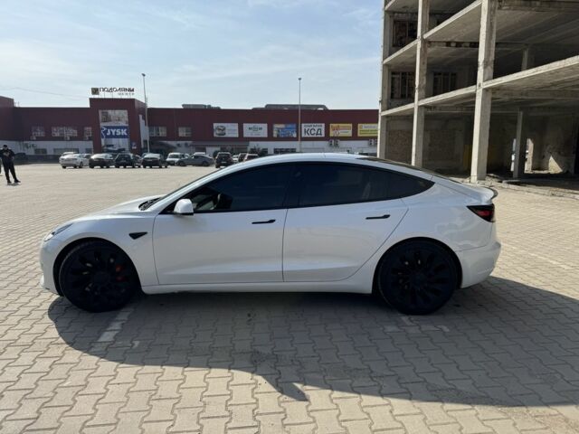 Белый Тесла Модель 3, объемом двигателя 0 л и пробегом 85 тыс. км за 22399 $, фото 5 на Automoto.ua